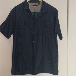 Men's Van Heusen button down shirt XL